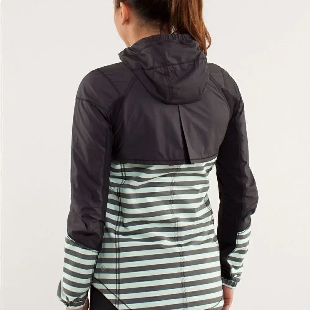 Rare Size 4 Get Up and Glow Lululemon Running Jacket - Picture 2 of 5